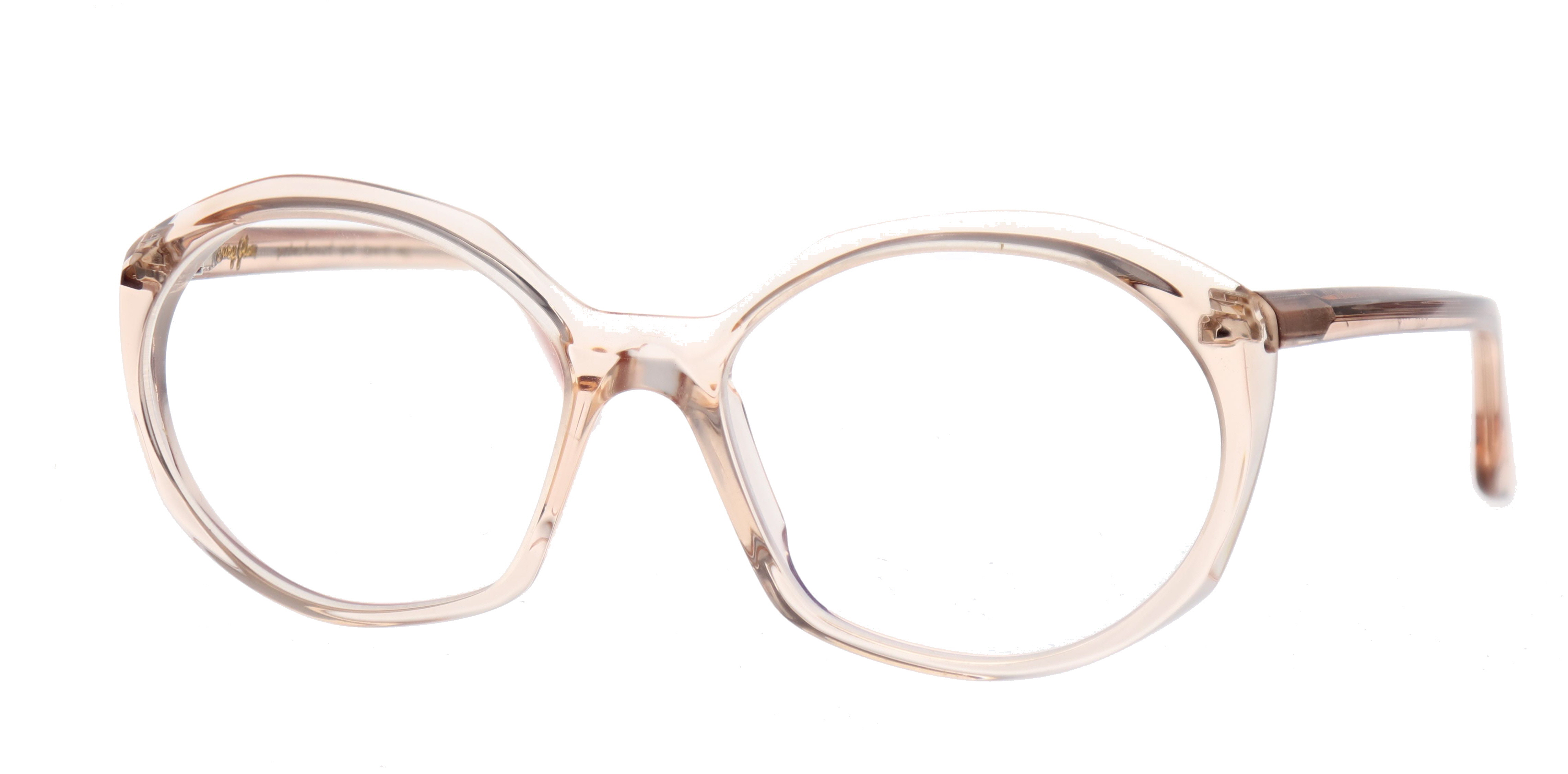 Suzy Glam Pushes Forward