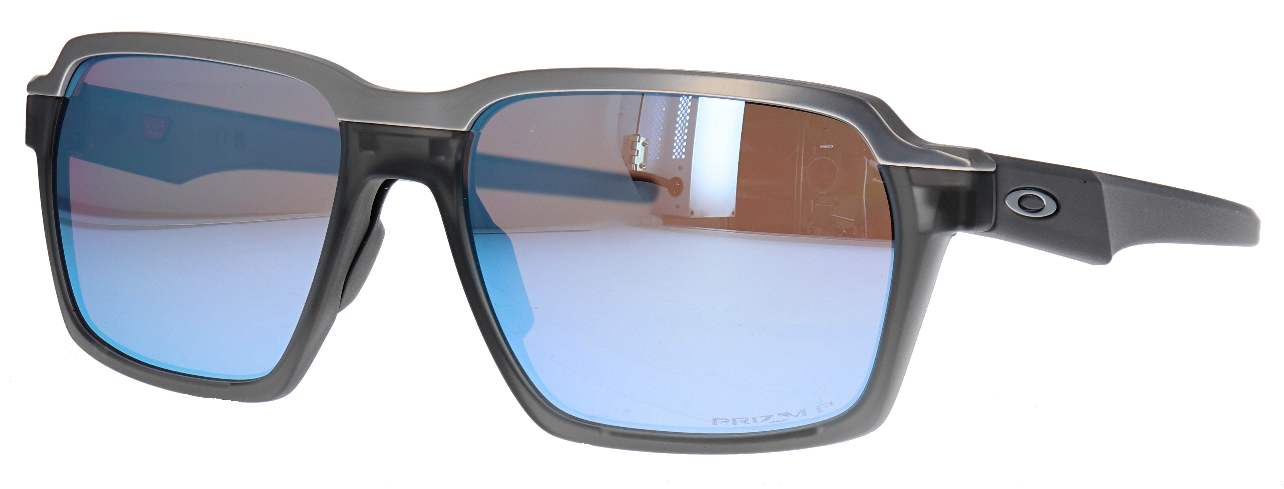 Oakley Parlay